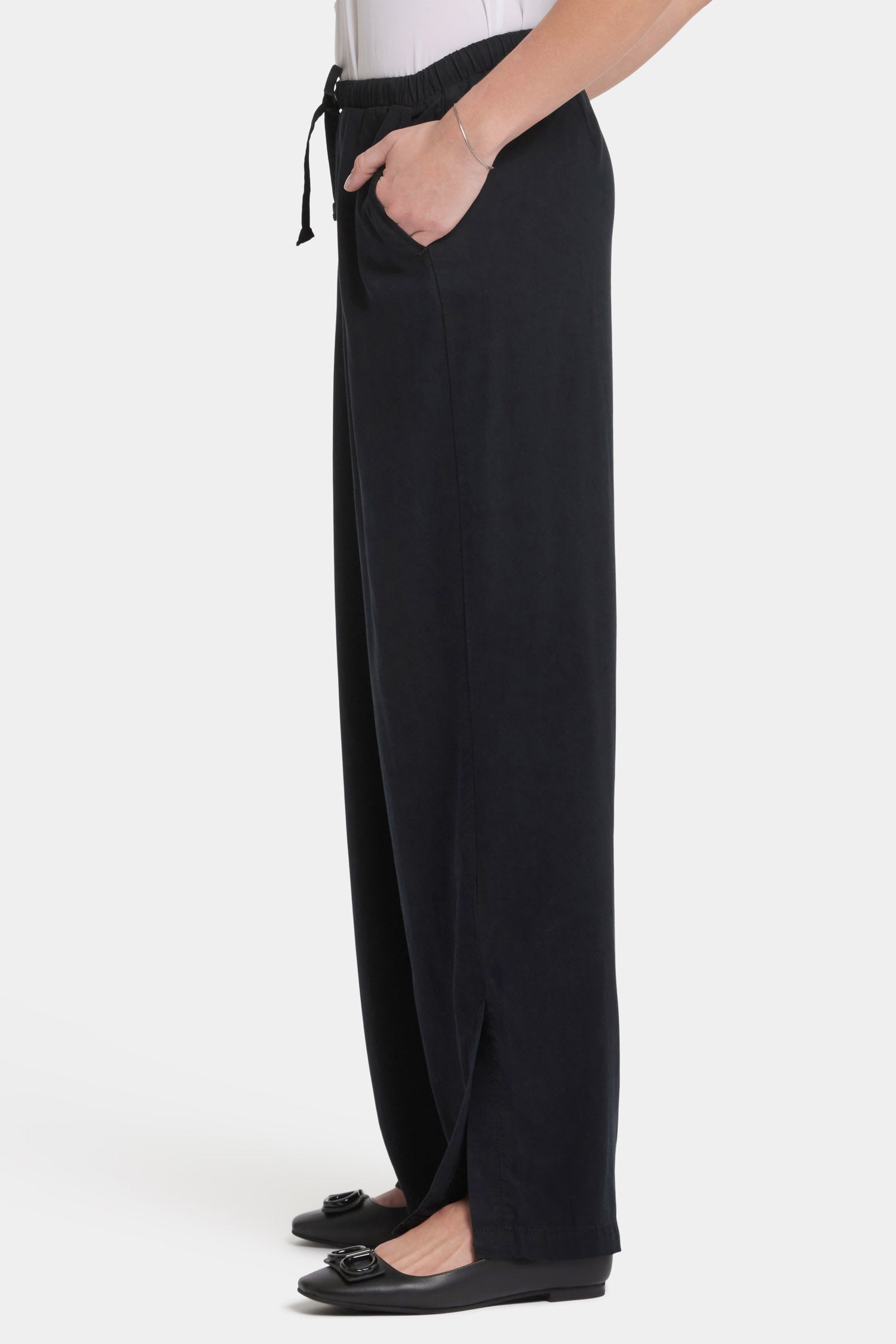Jayne Wide Leg Pull-On Pants - Overdye Black | NYDJ
