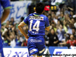 Fリーグ 湘南ベルマーレ ベンチコート ＜ OKAフットボール