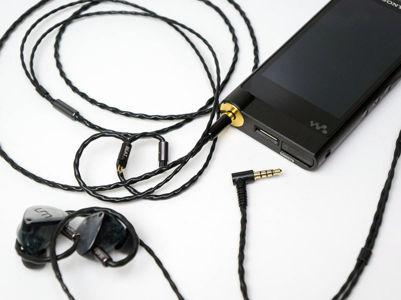 ミニレビュー】ウォークマン「NW-ZX2」を“グラウンド分離出力ケーブル