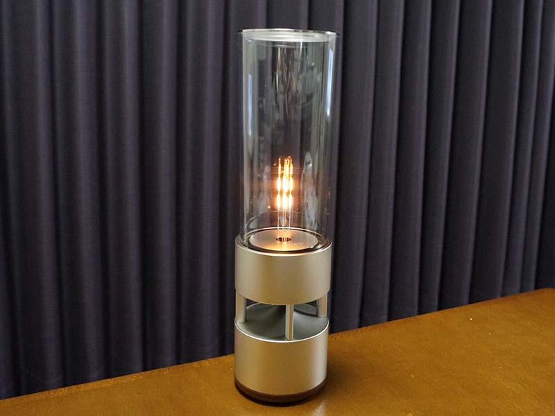 レビュー】空間に溶け込む音。ソニーの新提案グラスサウンドスピーカー