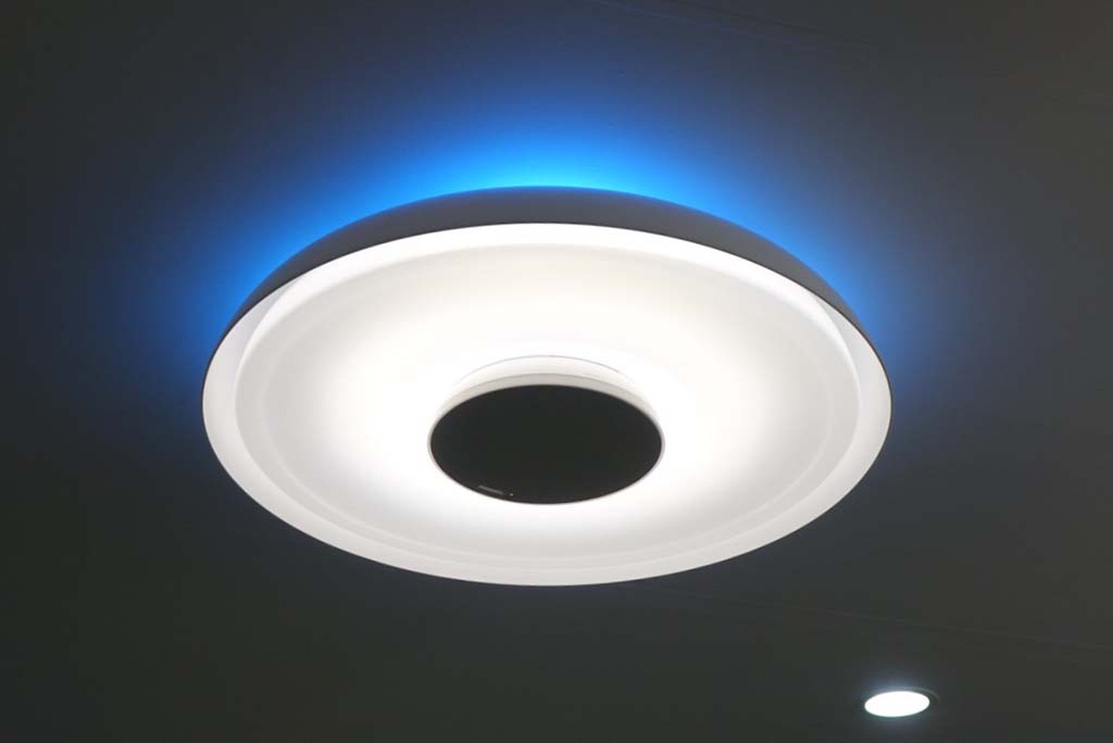 ソニー、照明からTVやエアコン操作、音楽再生「マルチファンクション