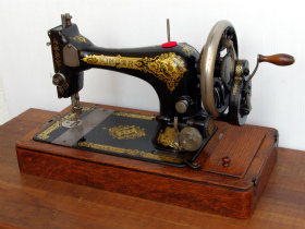 シンガーモデル28K 足踏みミシン・手回しミシンのアンティークミシン