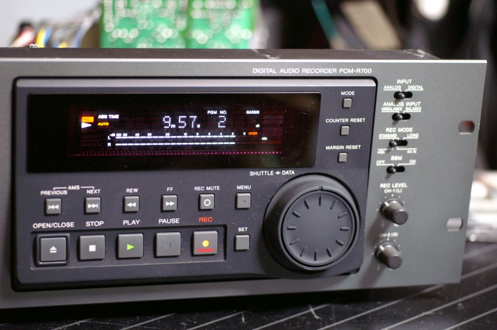 SONY PCM-R700型の修理