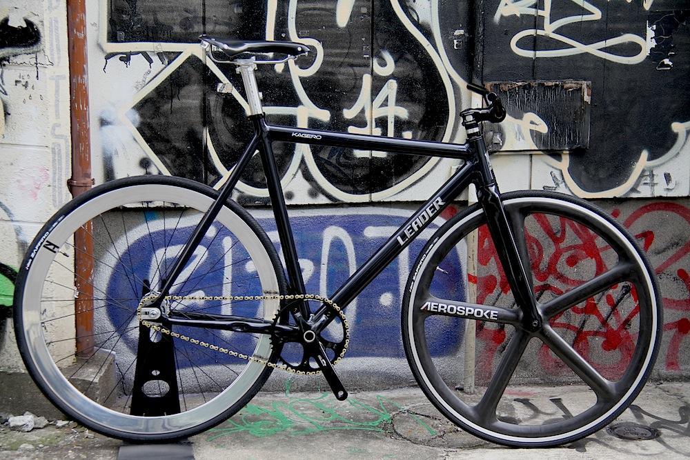 LEADER BIKES KAGERO TRICK RIDE CUSTOM | ブローチャーズ - BROTURES