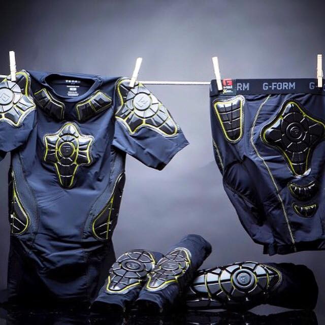 プロテクターはG-FORM。 | サイクルパークトミー