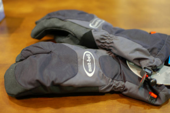 雪遊びの準備にモンベルの手袋を購入。 | CAMP*SITE