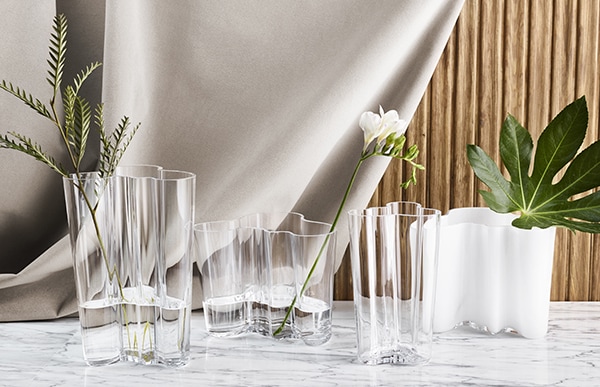 イッタラ フラワーベース / アアルトベース 120 mm 白 ホワイト M