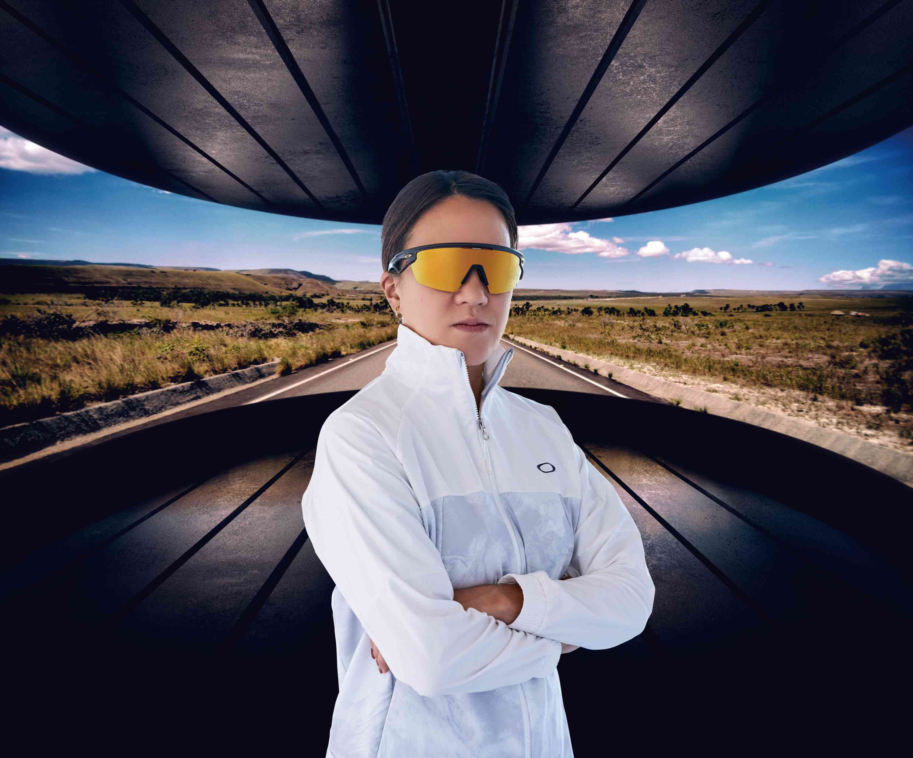 オークリー」の新作アイウェアは軽量でフィット感抜群のマルチスポーツ