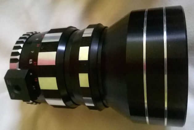 strange Enna Tele-Ennalyt f/4,5 200mm M39x1