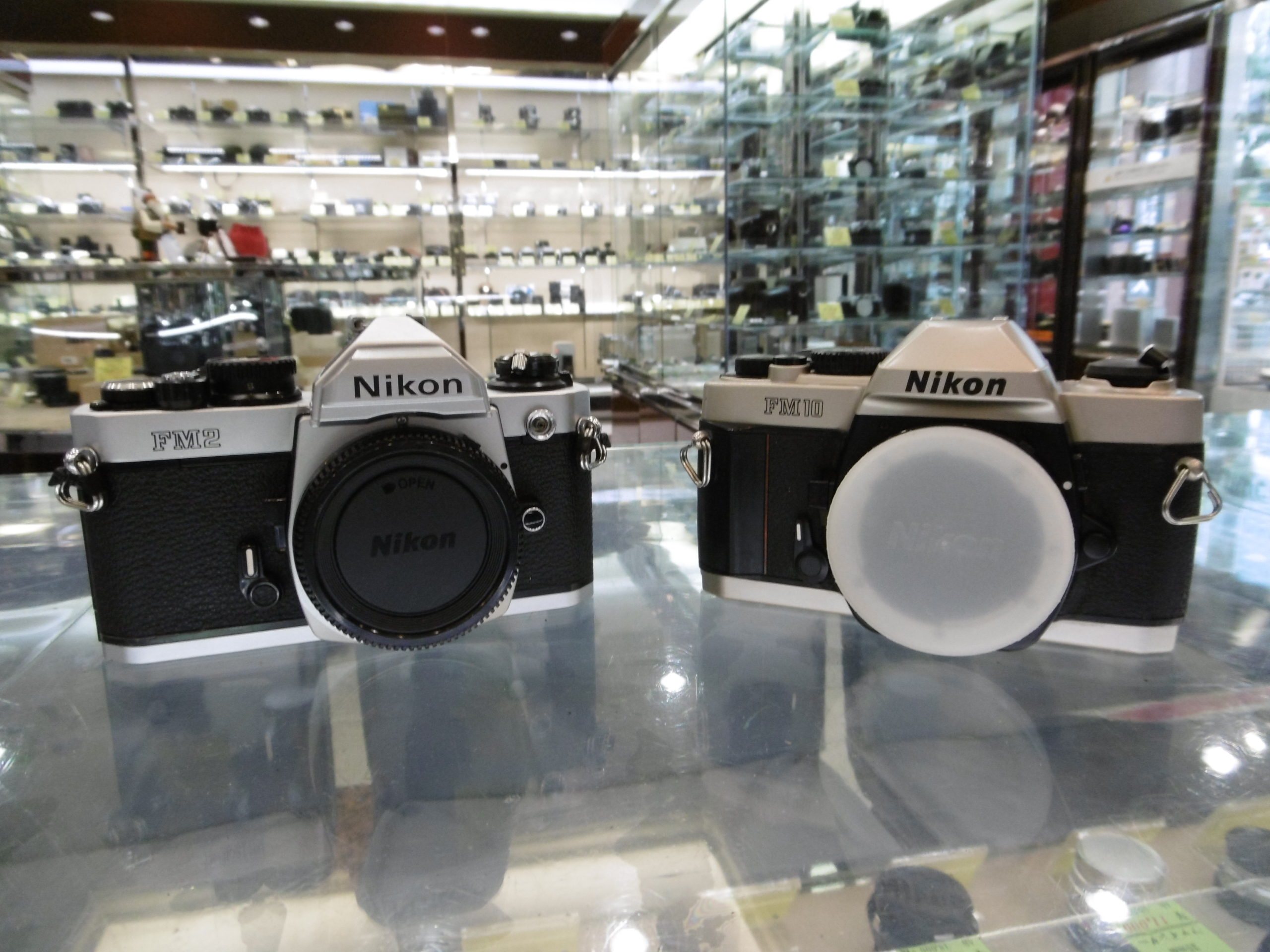 ニコン最後のMF一眼レフカメラ「FM10」