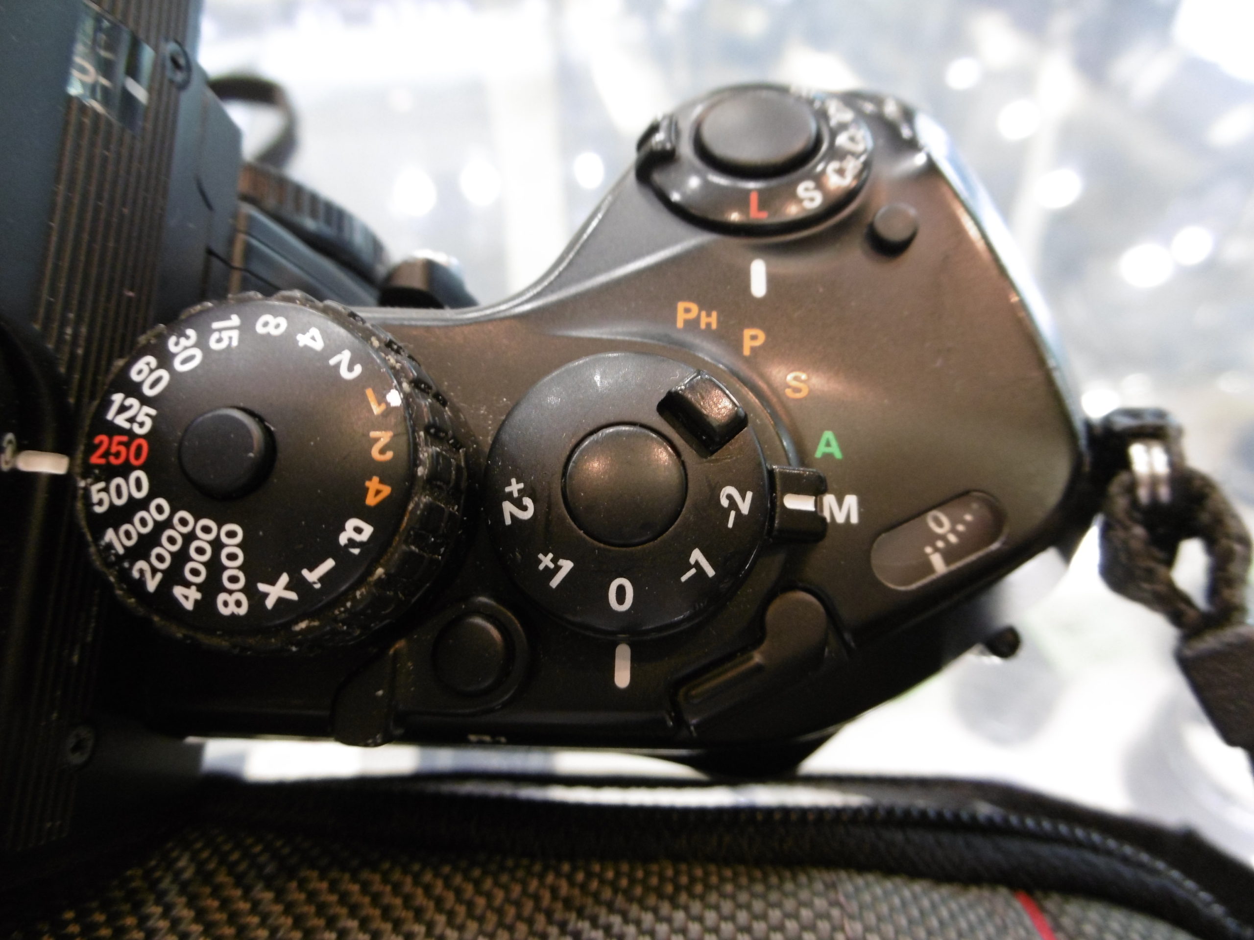 AF一眼レフカメラ「Nikon F4」