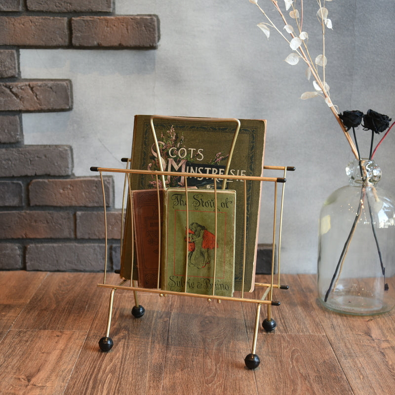 フランス製 1970's ワイヤーブックスタンド（マガジンラック) – 神戸