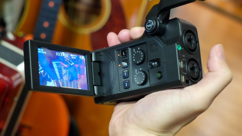 ZOOM『Q8』レビュー。ミュージシャンに最適なハンディビデオレコーダー