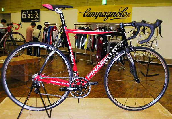 ルナ サイクル（「New モデル情報」06・ピナレロ、オペラ編）