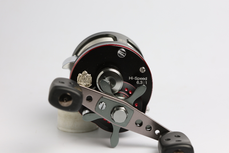 アブガルシア アンバサダー モラム ZX1600 IVCB-4 グレイボックス