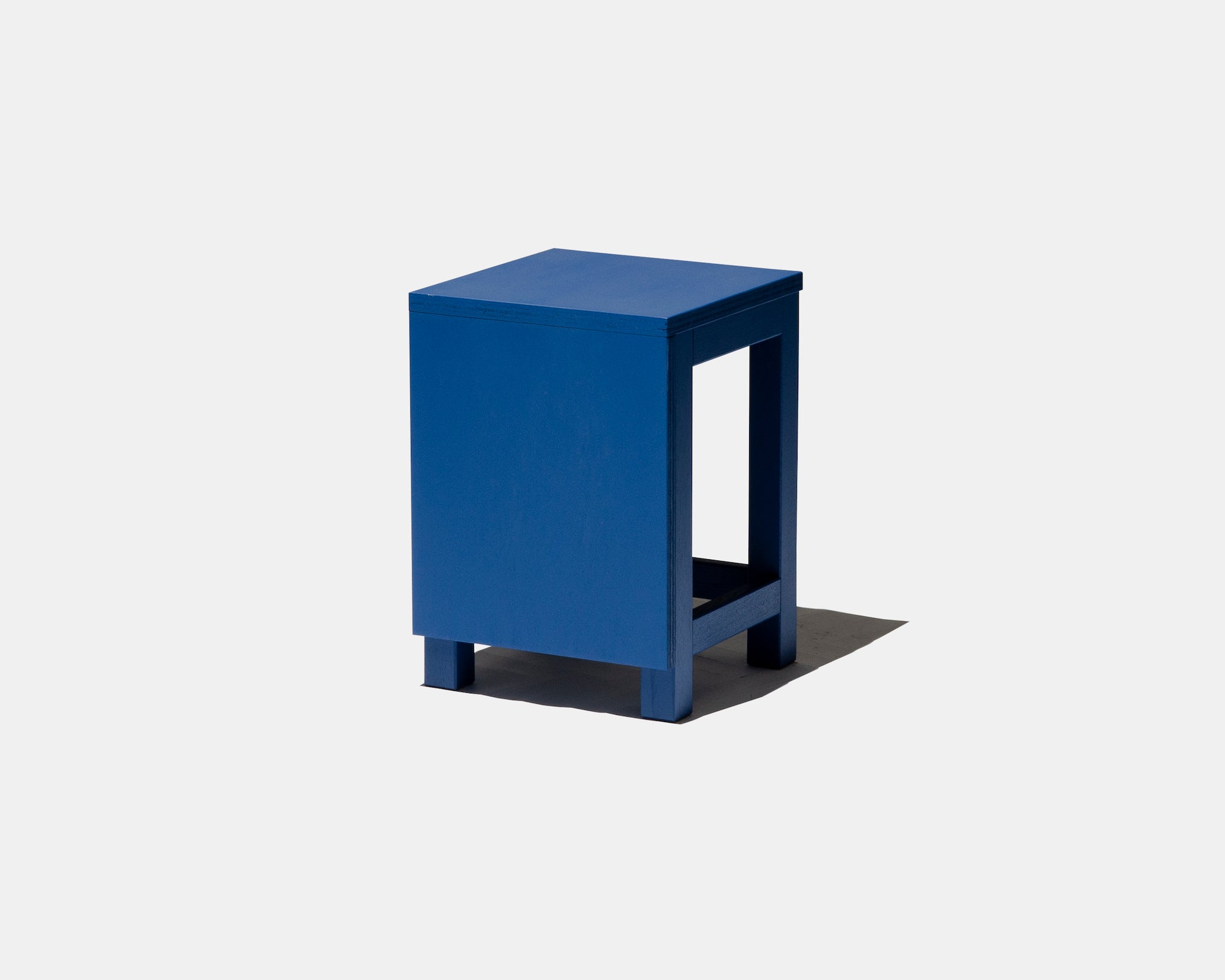 CRAFT SQUARE STOOL BLUE ＊ 図工椅子 ブルー | THINK OF THINGS
