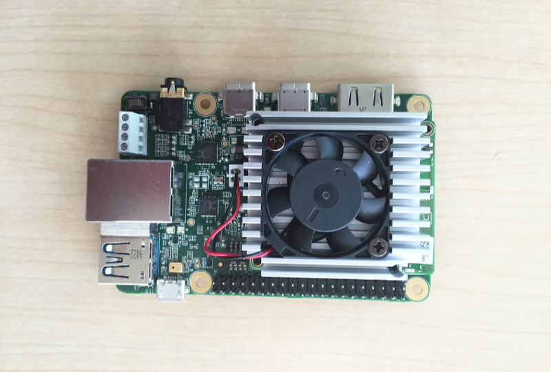 Coral Dev Board | Google Edge TPU 開発 ボード | 海外ハードウェアの