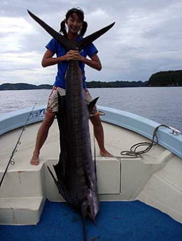 カーペンター 釣り GTフィッシング マグロ 雷魚 モルジブ カンパチ