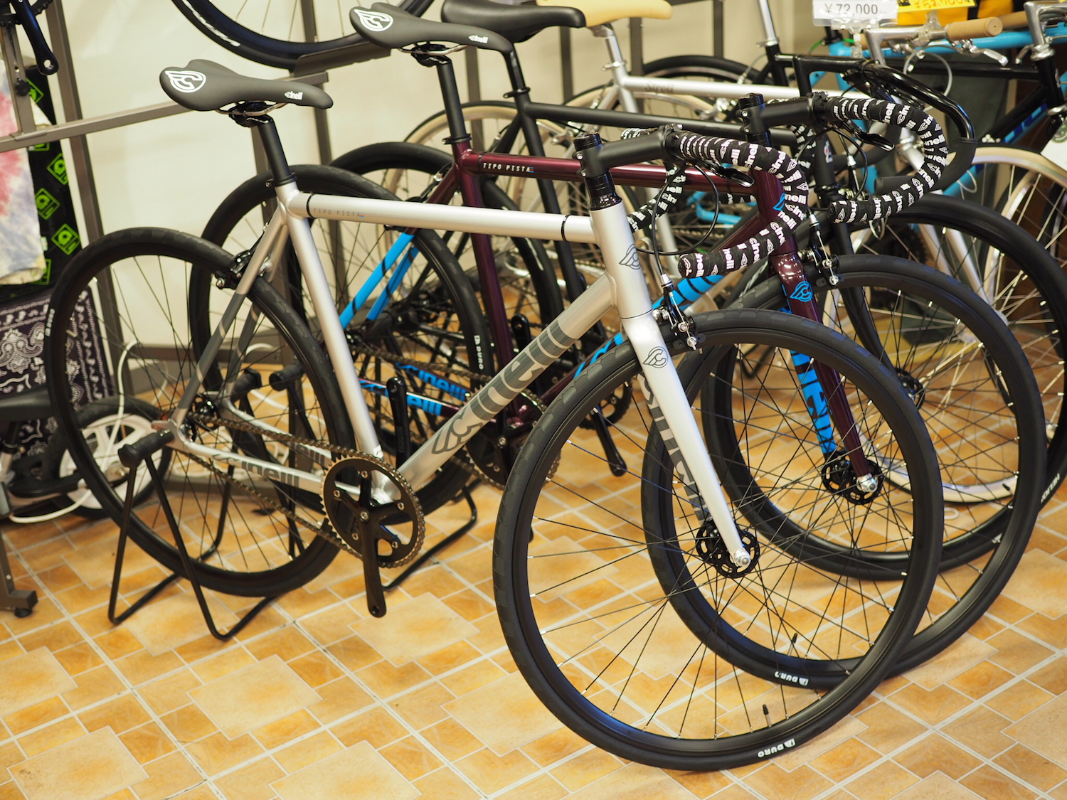 Cinelli【Tipo Pista】が入荷しました〜！ - 自転車雑貨 FLIP＆FLOP