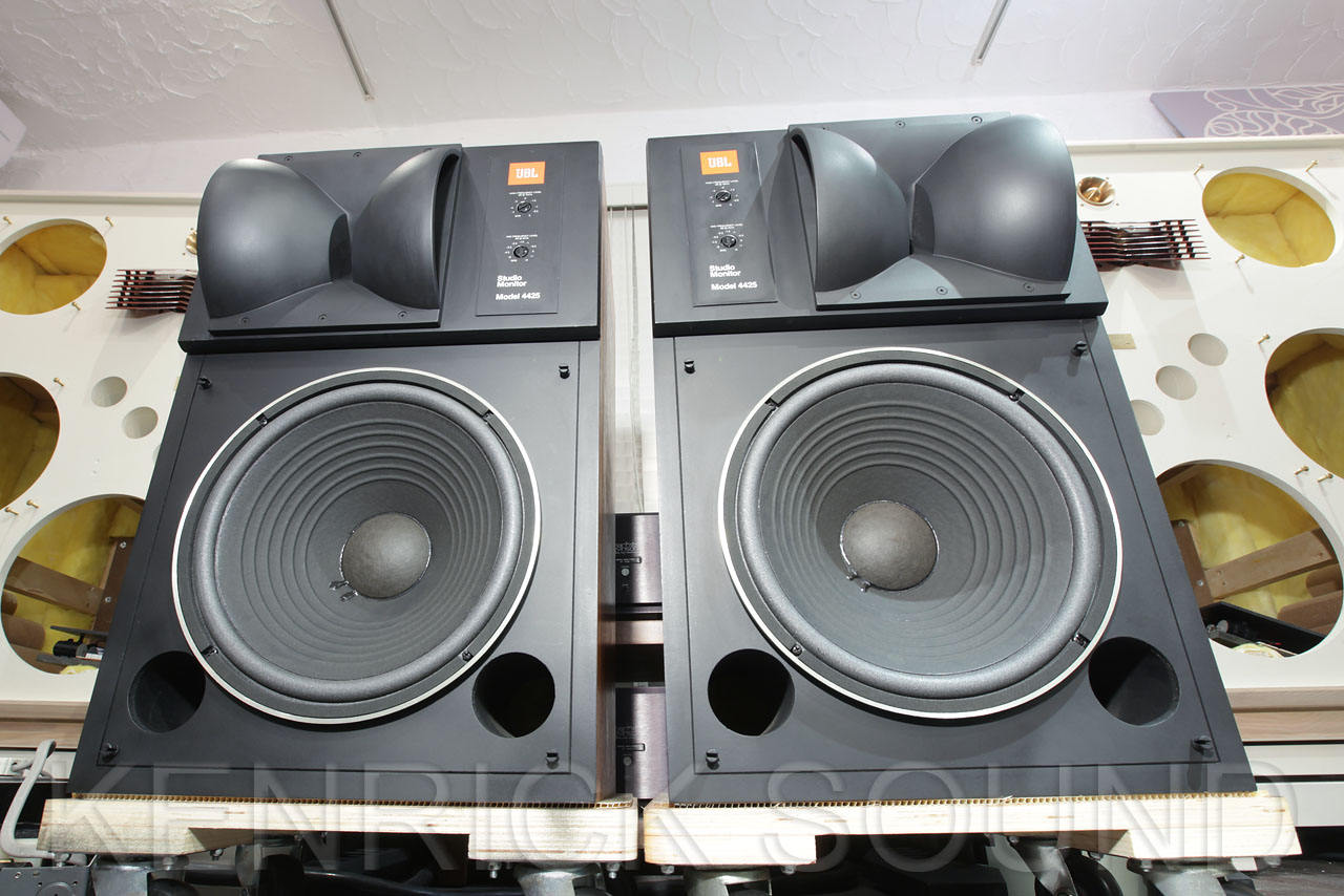 JBL 4425 バイラジアルホーンの小型2wayモニタースピーカーペア