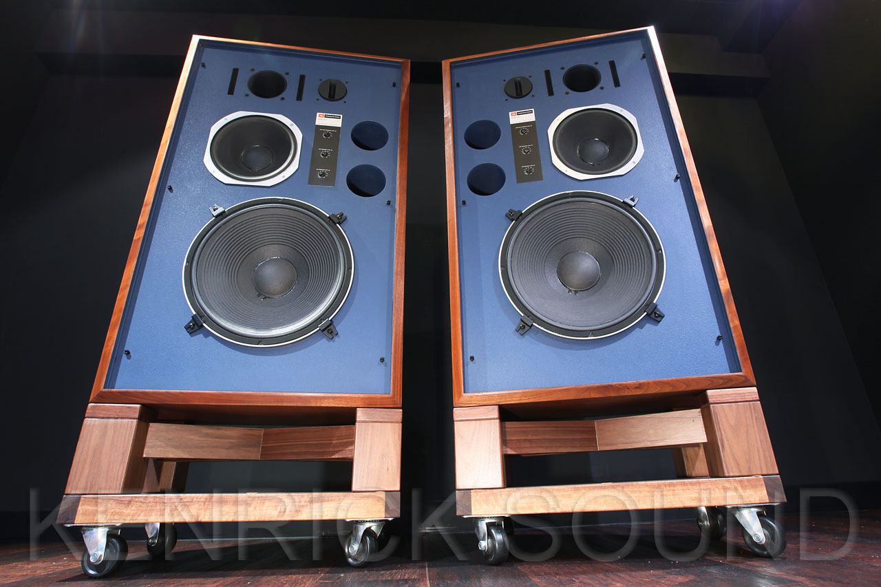 JBL 4344 スピーカーの魅力を存分に聴かせるウッドスタンド付