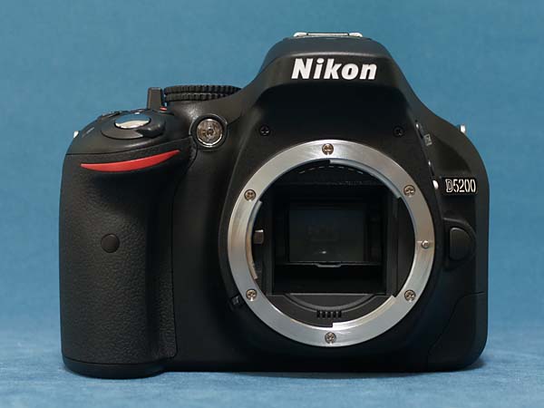 ニコン Nikon D5200の徹底レビュー デジタル一眼レフ /monoxデジカメ