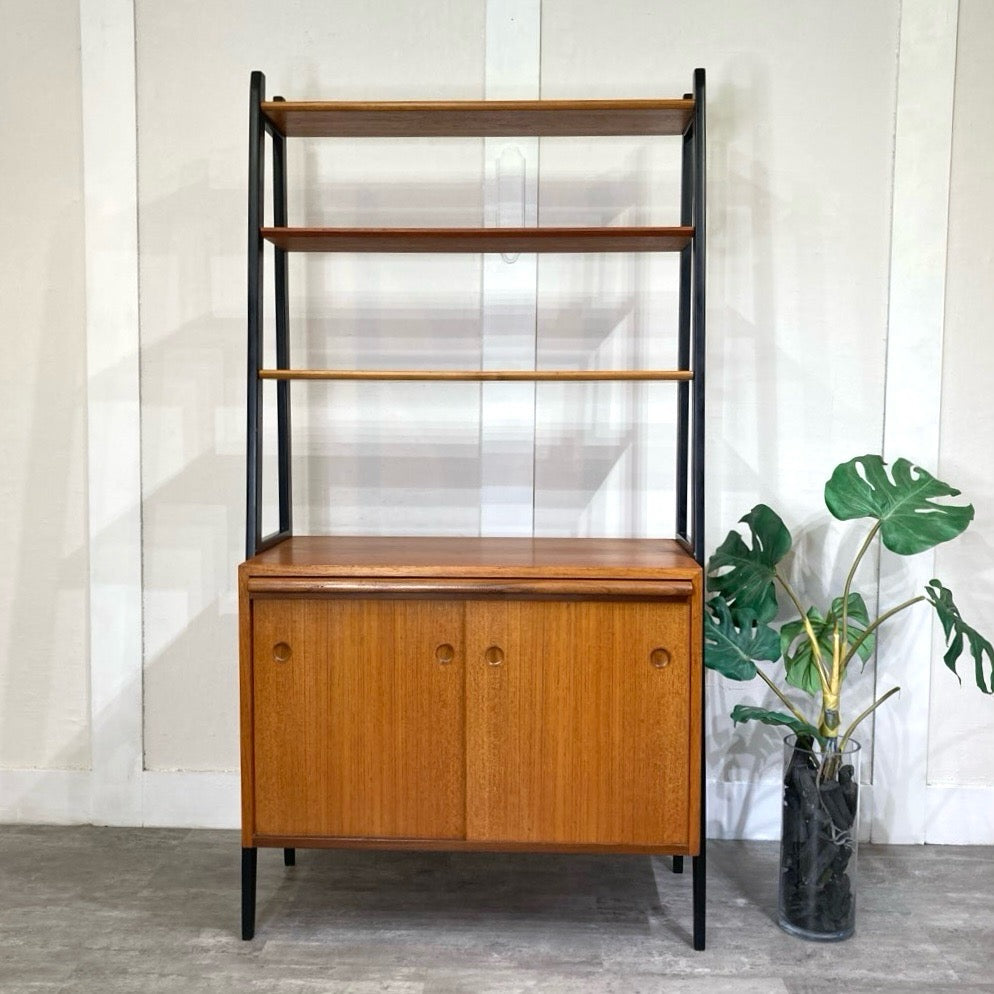 北欧ヴィンテージシェルフ チーク材 スウェーデン 本棚 ブックシェルフ