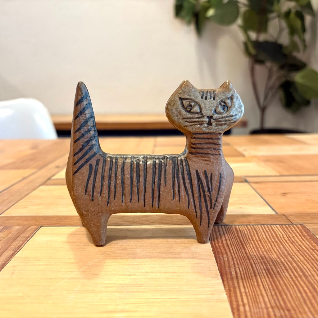 グスタフスベリ / Gustavsberg Lillazooシリーズ 4本足で立つ猫