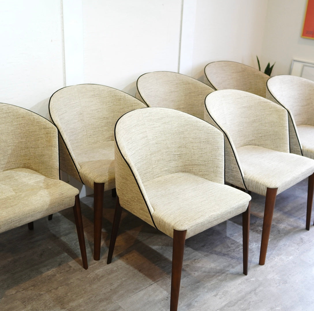 アルフレックス / arflex フルーテ ダイニングチェア 展示品 軽やか