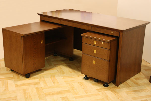 高級素材ミズナラ材の書斎机（静岡家具）【書斎家具通販】