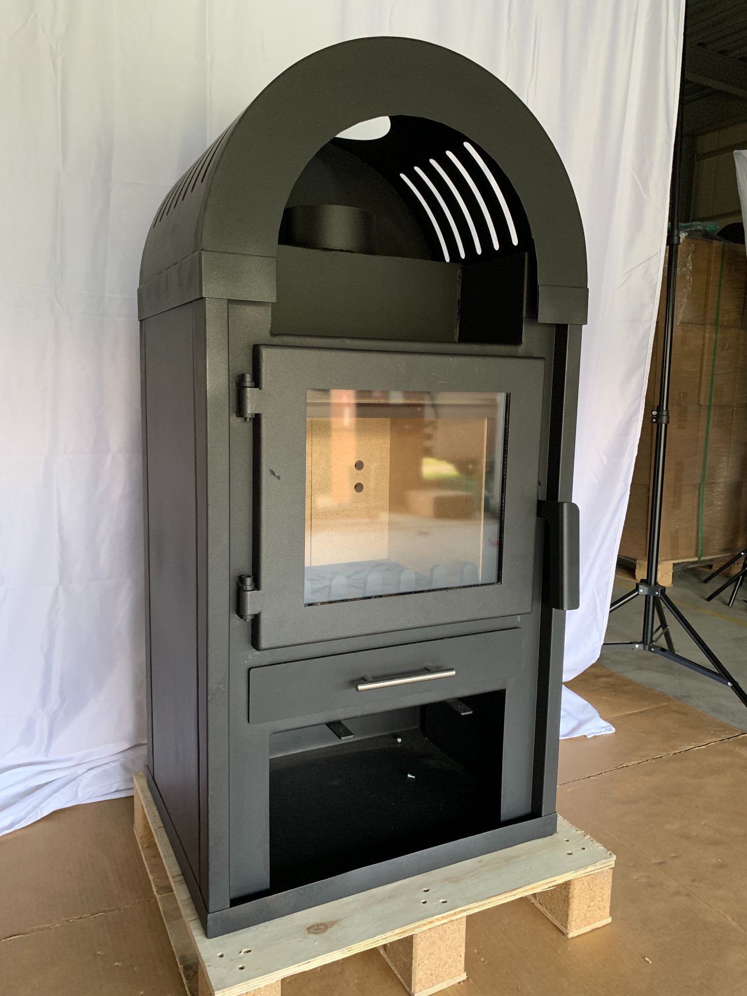 薪ストーブ展示品処分 鋼板製 – 山のえんとつ屋