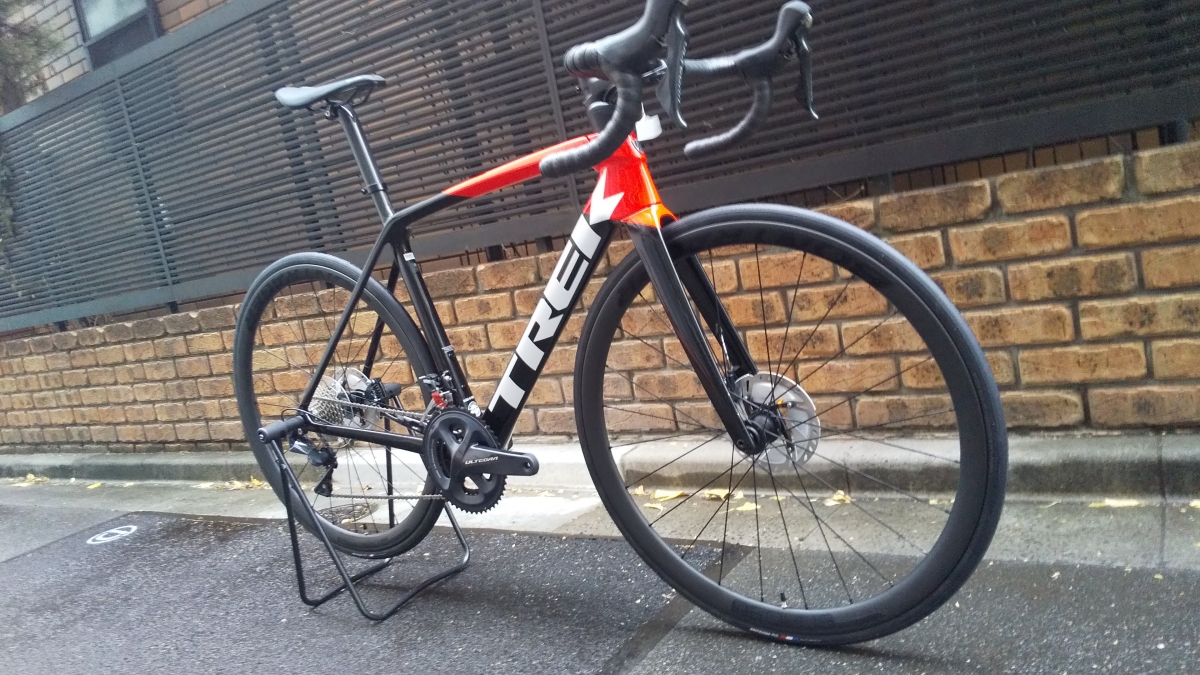 TREK】『EMONDA SL 6 DISC PRO』カーボンホイール装備の超お得なモデル