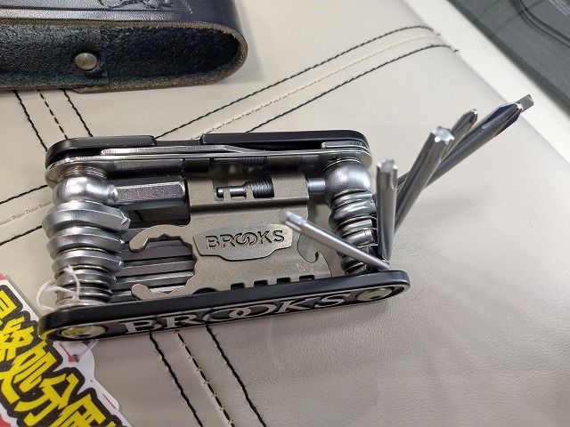 特価！】BROOKSのマルチツールキットがお買い得！【このチャンスを