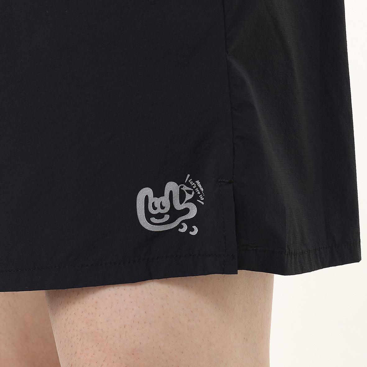 CHUMSx3itsuka Shorts - 三津家貴也 オフィシャルサイト