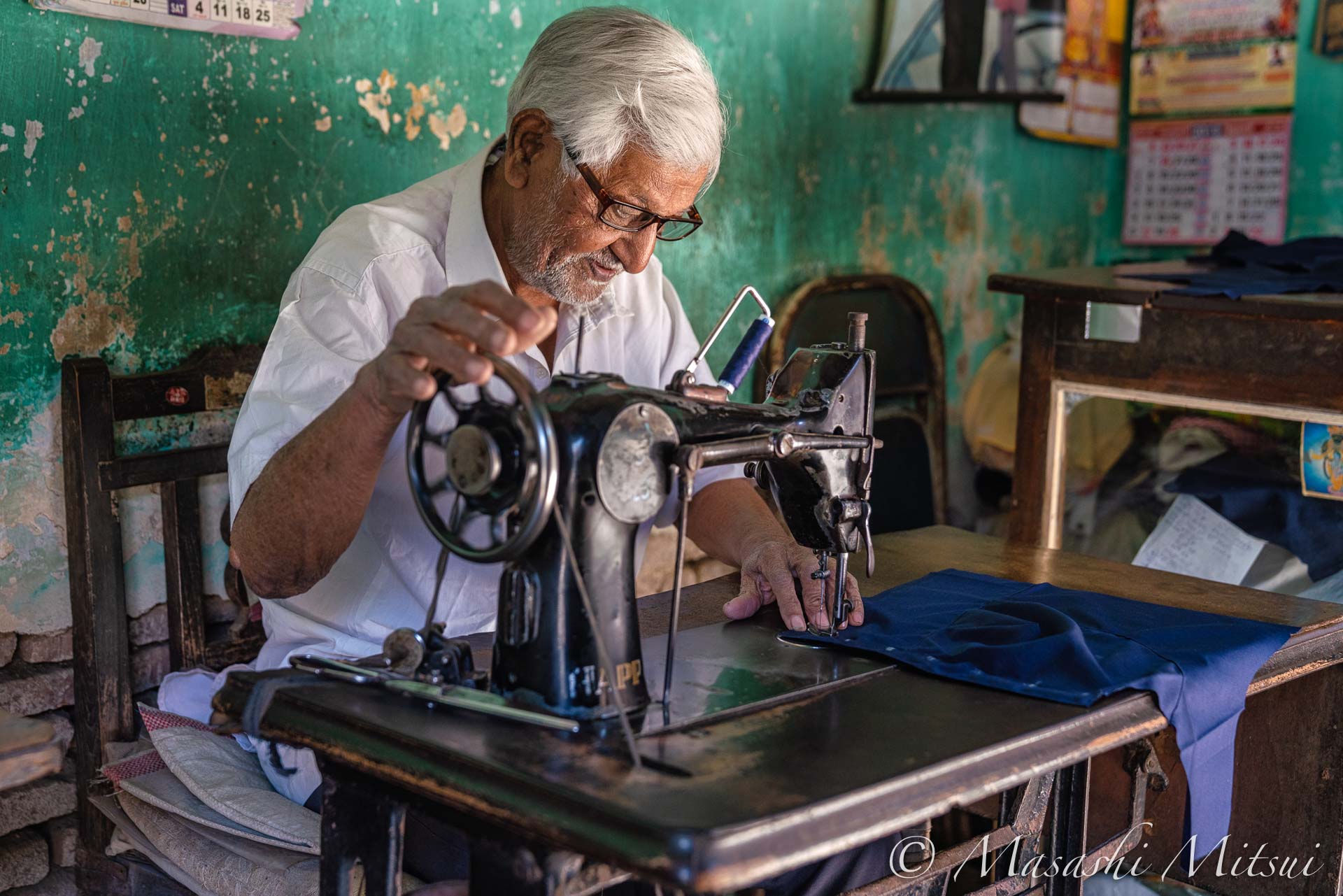 インドの足踏み式ミシンが素敵すぎる | たびそら 写真家・三井昌志