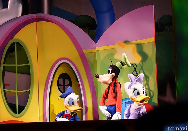 ディズニー・ジュニア・ライブ・オン・ステージ！ | カリフォルニア