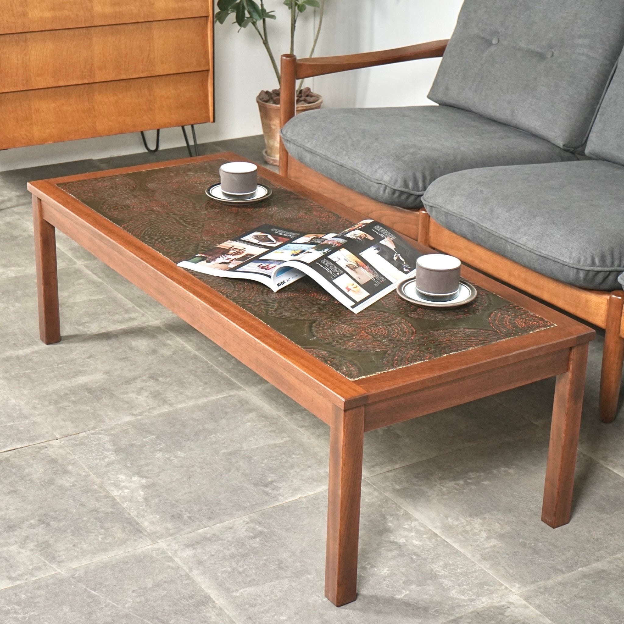 デンマークヴィンテージ ローテーブル – TIME HYPE