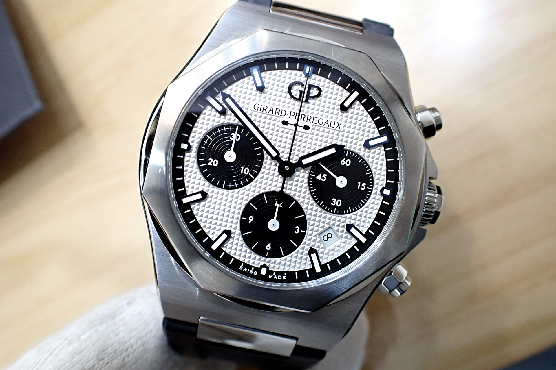 中古品A【GIRARD PERREGAUX】ジラールペルゴ ロレアート 42mm クロノ