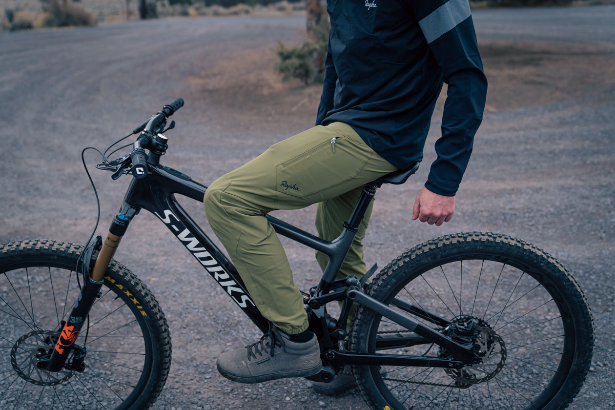 Review: Rapha Trail Pant and Windblock Jersey | The Loam Wolf