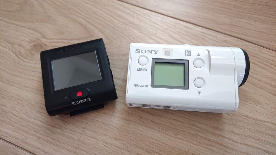 レビュー】ソニー FDR-X3000R：リモコン対応の超小型アクションカメラ