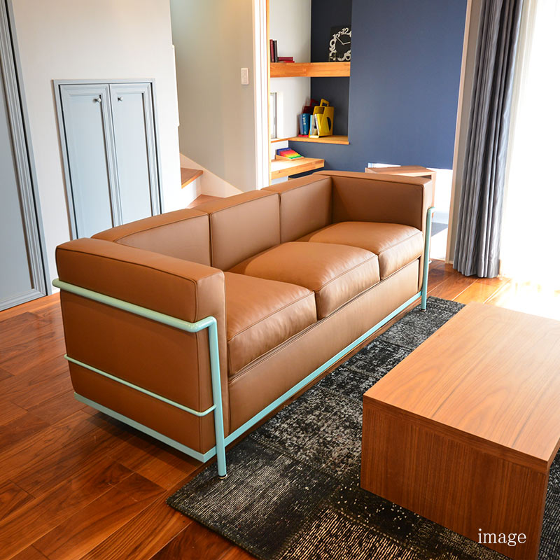 楽天市場】イタリア直輸入 即納 ル・コルビジェ LC2 3人掛けソファ B