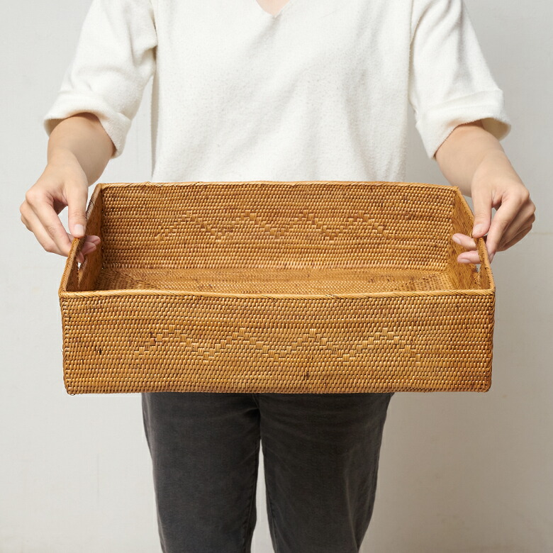 楽天市場】アタで編まれた少し大きな四角いトレイ型取っ手付き