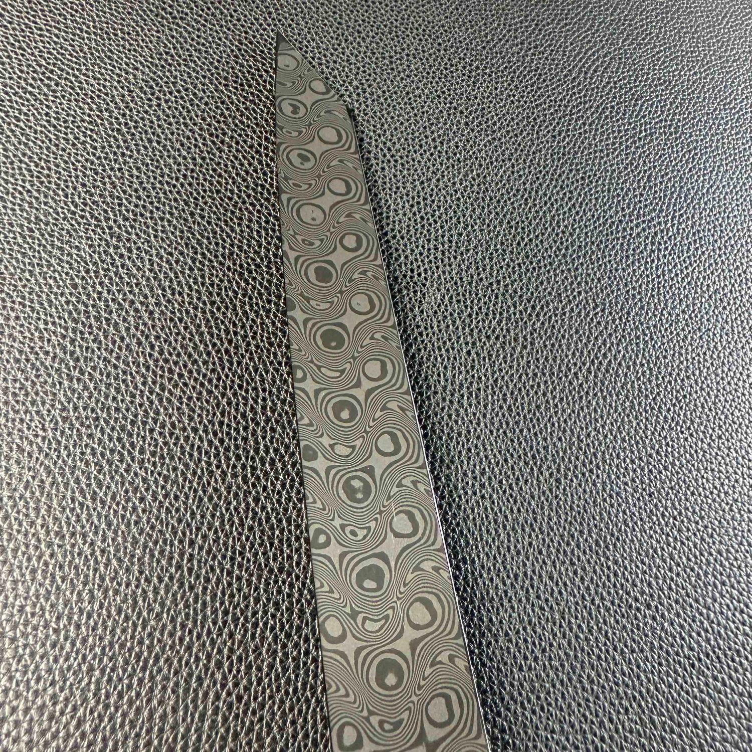 楽天市場】ダマスカス鋼 切付柳刃包丁 尺一（刃渡り330mm） 尺（刃渡り