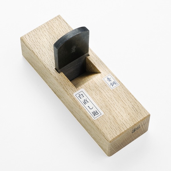 楽天市場】飛鳥 台直し鉋 36mm 青紙2号 極軟鉄 白樫5寸台 一枚鉋(鉋