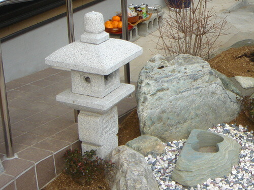 楽天市場】【送料無料】【代引不可】織部灯篭3尺(御影石)坪庭などに