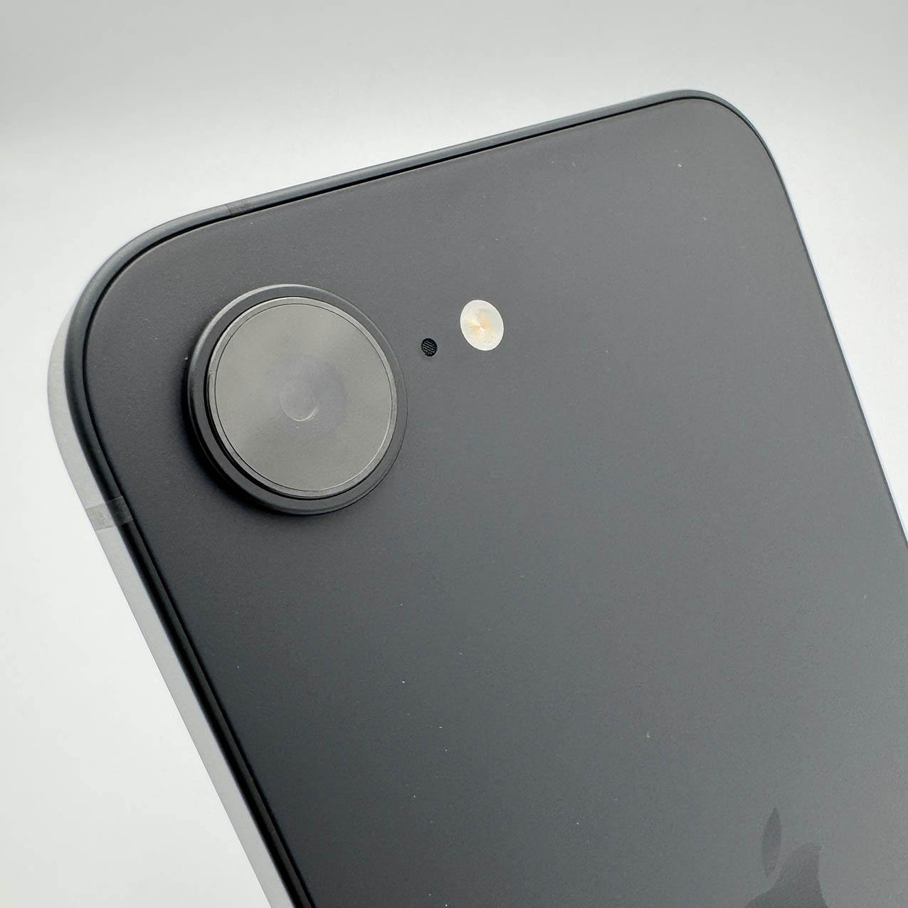 楽天市場】安心の1年保証！未使用品 iPhone16e 128GB 本体 中古 スマホ