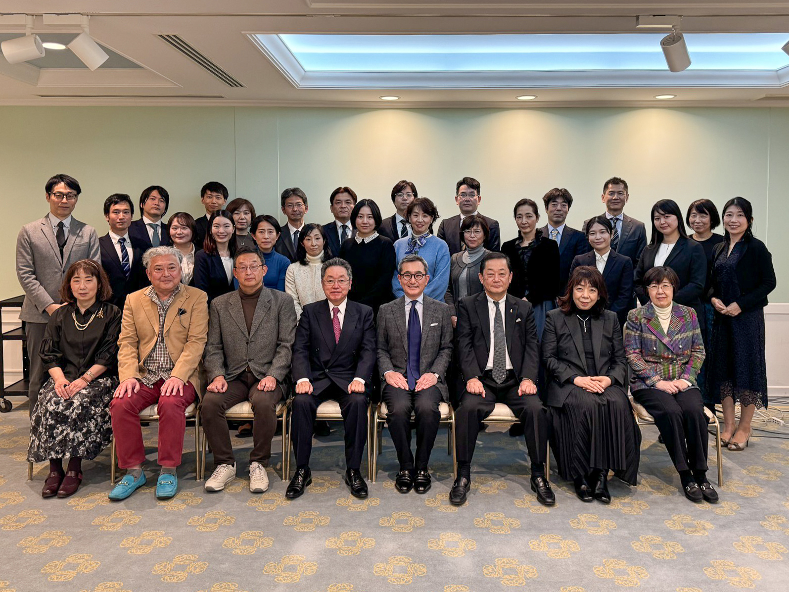 滋賀医科大学産科学婦人科学講座同門会・湖翔会で鍋田院長が講演を行い