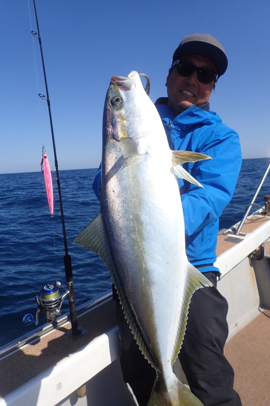 TrickStar 624 (Jigging Spinning Model for Yellowtail) | TRUTH JAPAN