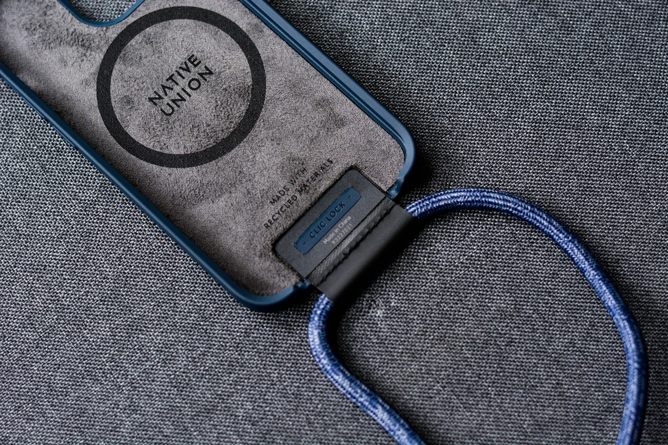 NativeUnion_iPhone13 | アウトドア・キャンプ用品の通販 UNBY ONLINE