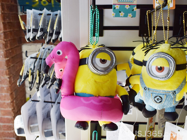 ミニオンの夏デザイン「HOIHOI MINIONS」シリーズのお土産・グッズ